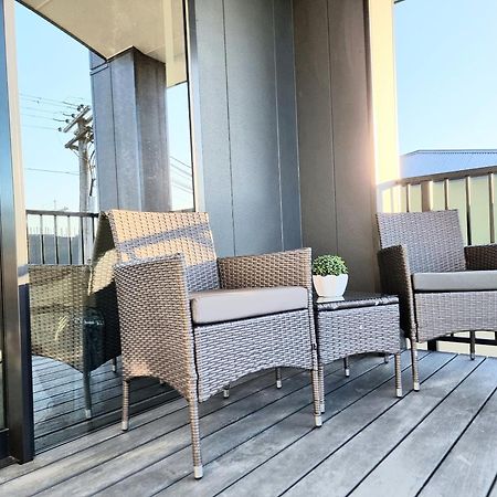 Brand New Central Studio On Wilmer Christchurch Extérieur photo