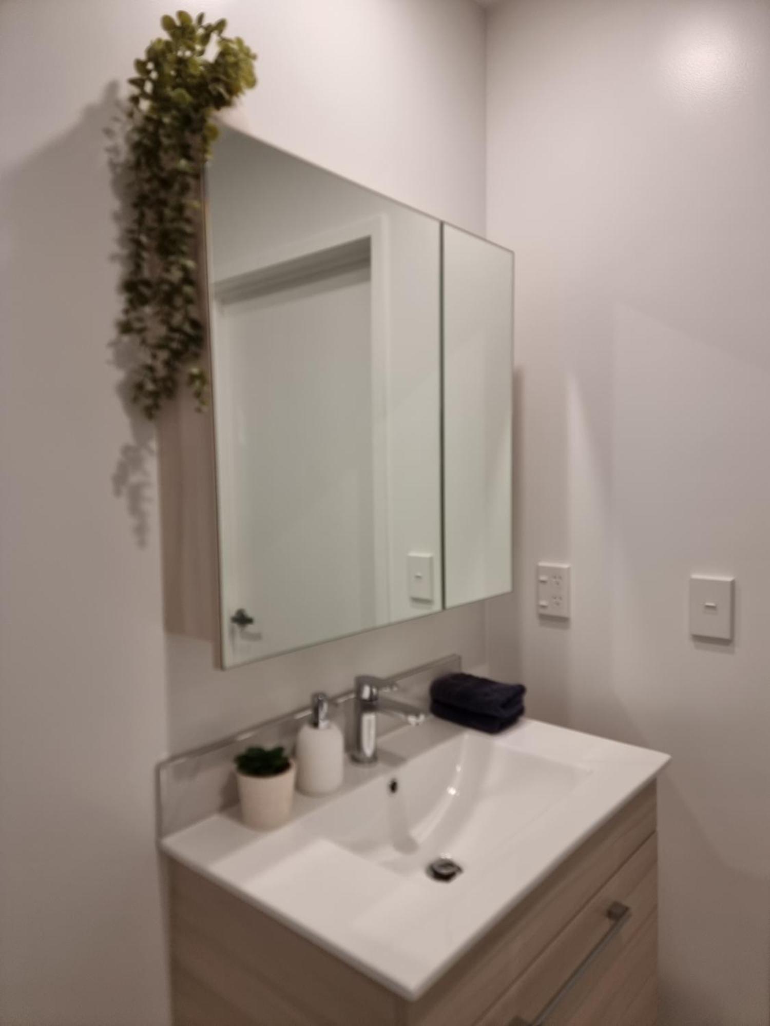 Brand New Central Studio On Wilmer Christchurch Extérieur photo