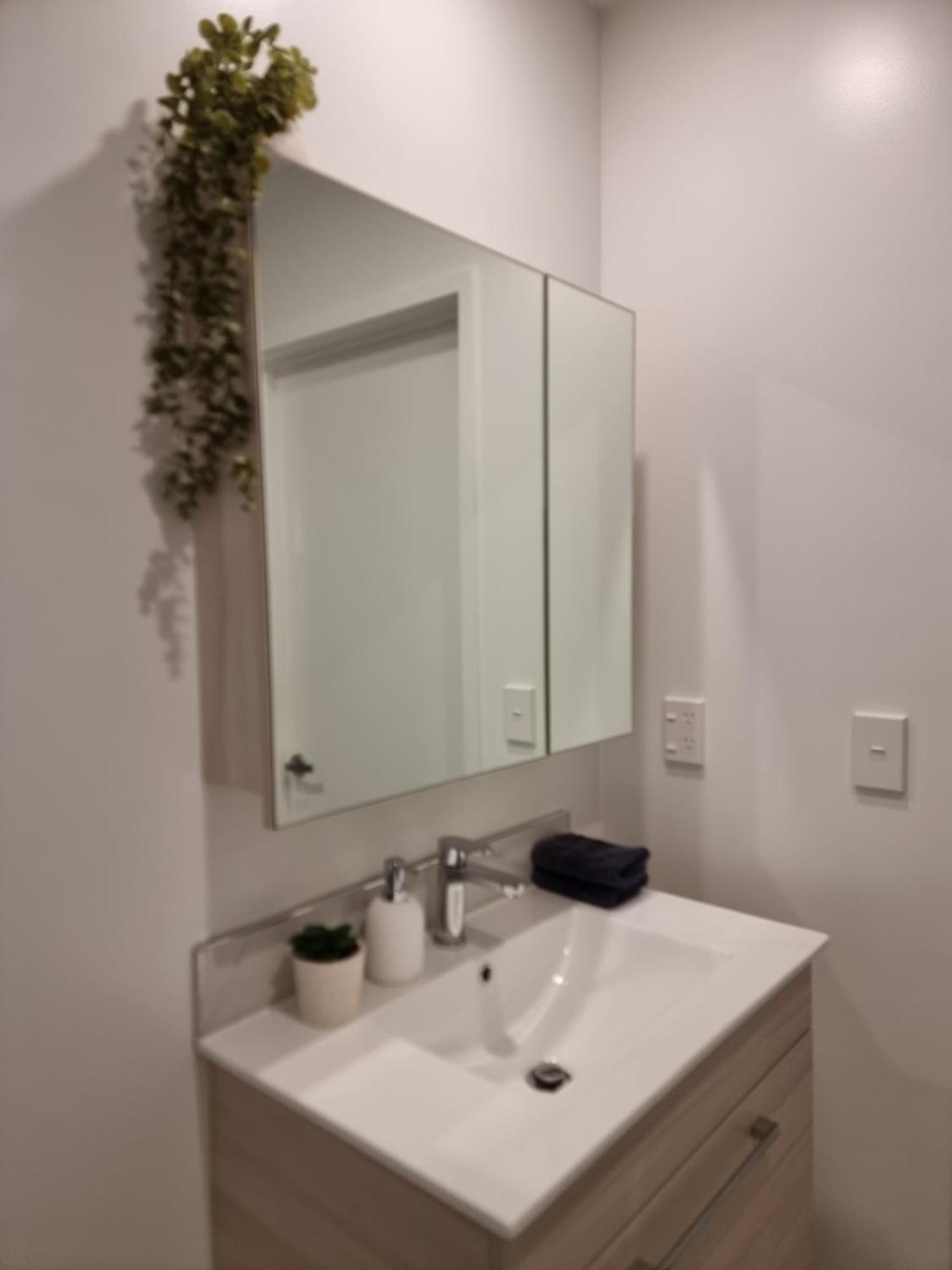 Brand New Central Studio On Wilmer Christchurch Extérieur photo